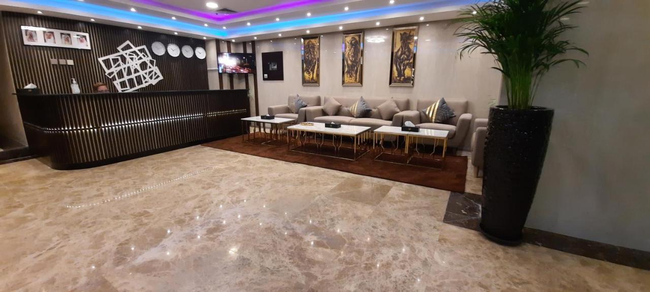 Sirius Tower Aparthotel Manáma Kültér fotó