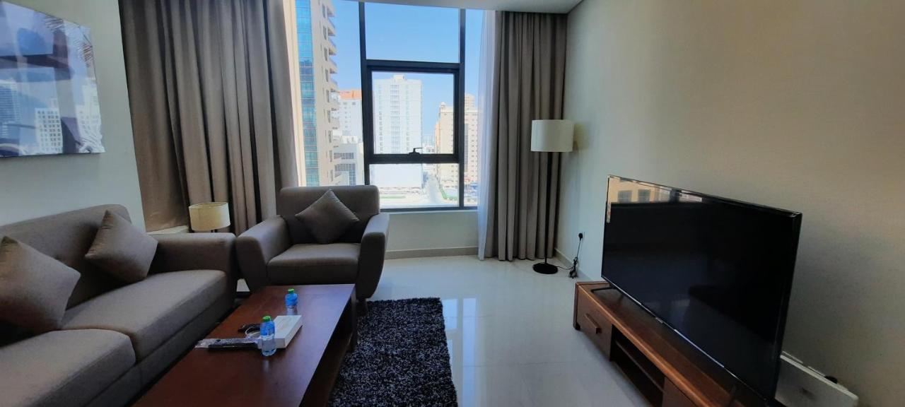 Sirius Tower Aparthotel Manáma Kültér fotó